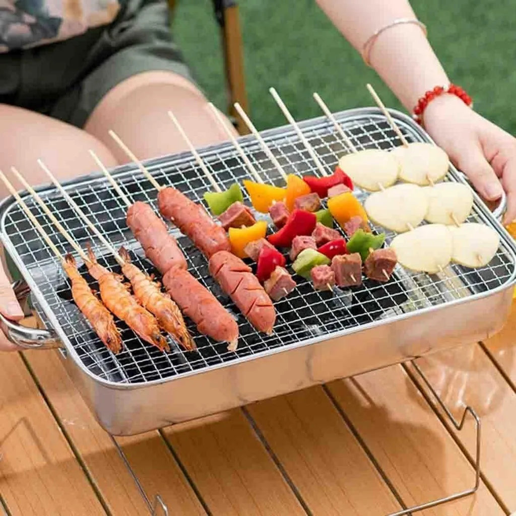 Grill à charbon portable avec rôtissoire en acier inoxydable, idéal pour camping et famille